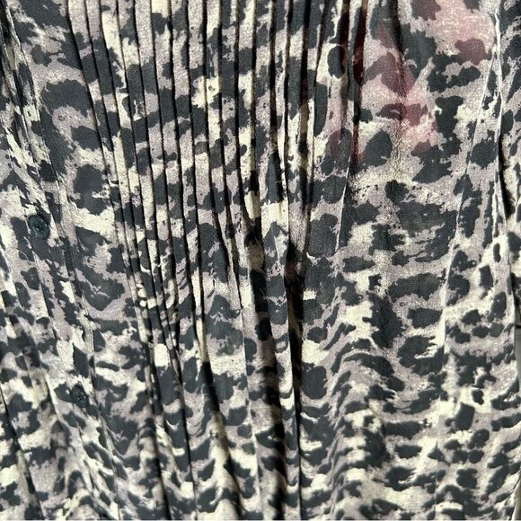 Kenneth Cole New York Silk Semi Sheer Pleated Front Camouflage Tunic XL - Picture 5 of 8